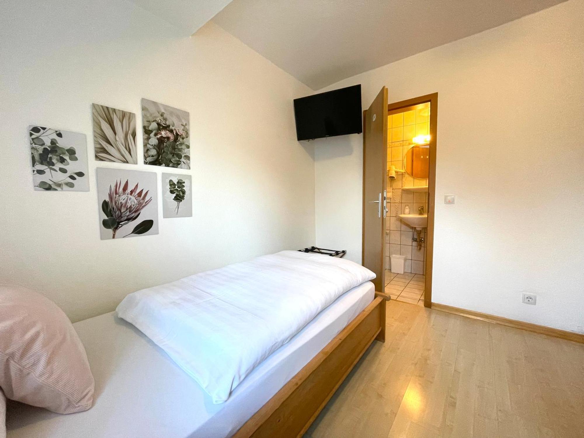 Hotel-pension Hommen Hotel Koblenz (Rhineland-Palatinate)
